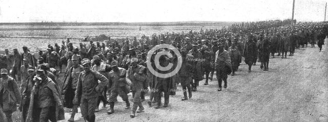 'Sur le front Russe; Une des immenses caravanes de prisonniers autrichiens,' 1916. Creator: Unknown.