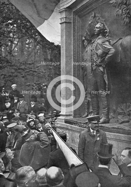 'Sur le Sol Americain; Le salut de Joffre a la Fayette', 1917. Creator: Unknown.