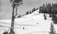 Sur les deux routes de la retraite Serbe; Aux confins montenegrins : le passage du..., 1916. Creator: Samson Tchernoff