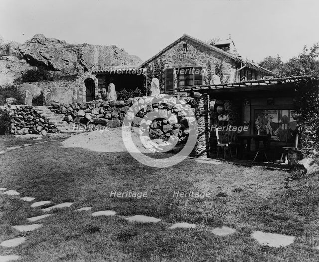 "Surprise Valley Farm," Arthur Curtiss James property, Beacon Hill Road, Newport, Rhode Island, 1917 Creator: Frances Benjamin Johnston.