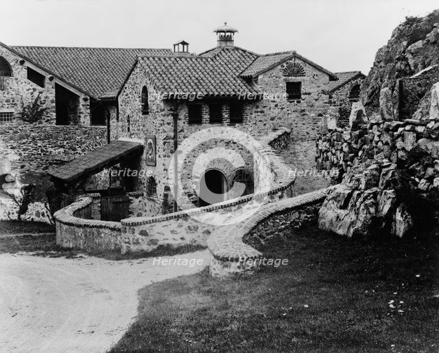 "Surprise Valley Farm," Arthur Curtiss James property, Beacon Hill Road, Newport, Rhode Island, 1917 Creator: Frances Benjamin Johnston.
