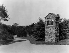 "Surprise Valley Farm," Arthur Curtiss James property, Beacon Hill Road, Newport, Rhode Island, 1917 Creator: Frances Benjamin Johnston