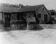 "Surprise Valley Farm," Arthur Curtiss James property, Beacon Hill Road, Newport, Rhode Island, 1917 Creator: Frances Benjamin Johnston