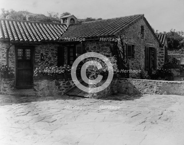 "Surprise Valley Farm," Arthur Curtiss James property, Beacon Hill Road, Newport, Rhode Island, 1917 Creator: Frances Benjamin Johnston.