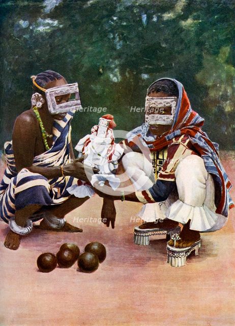 Swahili women with a fetish, Zanzibar. Artist: Unknown