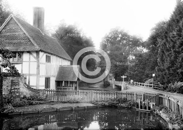 Swan Inn, Newtown, Hampshire, 1895. Artist: Henry Taunt.