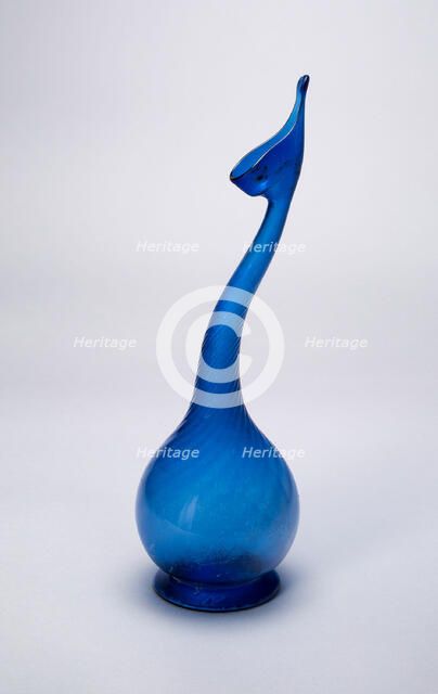 Swan-necked flask, Qajar dynasty (1796-1925), 19th century. Creator: Unknown.