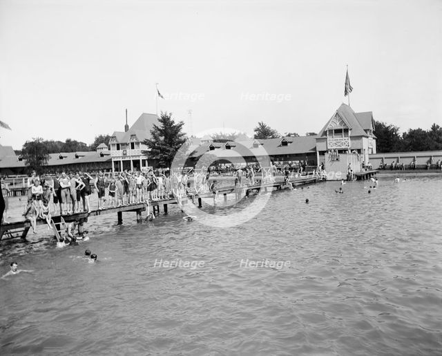 Swimming pool, Belle Isle Park, Detroit, Mich., between 1900 and 1910. Creator: Unknown.