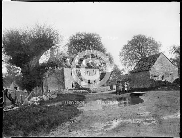 Swinbrook, Swinbrook and Widford, West Oxfordshire, Oxfordshire, 1924. Creator: Katherine Jean Macfee.