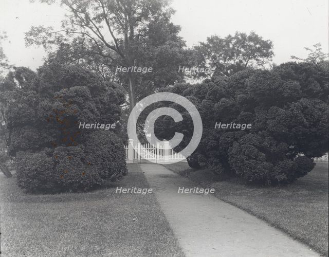 "Sylvester Manor," Cornelia Horsford house, Shelter Island, New York, c1915. Creator: Frances Benjamin Johnston.