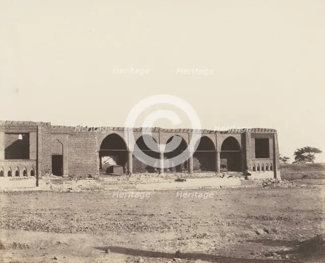 Syout, Caravansérail en Ruines, 1851-52, printed 1853-54. Creator: Félix Teynard.