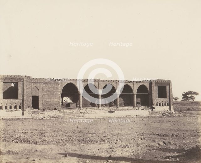 Syout, Caravansérail en Ruines, 1851-52, printed 1853-54. Creator: Félix Teynard.