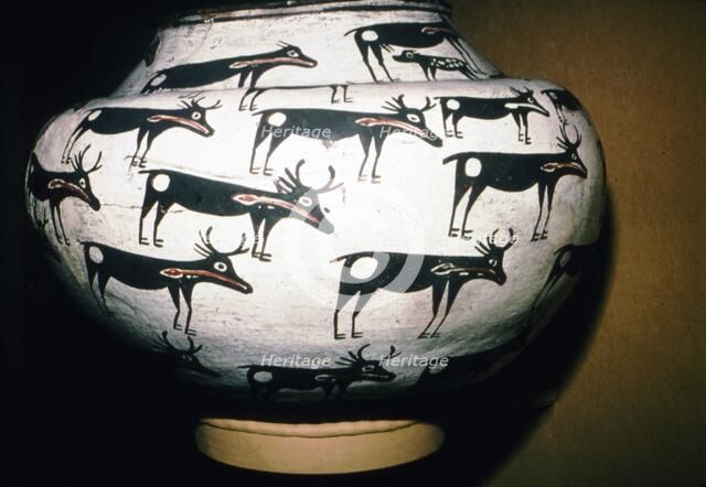 Pot Showing Deer,  Zuni Tribe, Pueblo Indian. Artist: Unknown.
