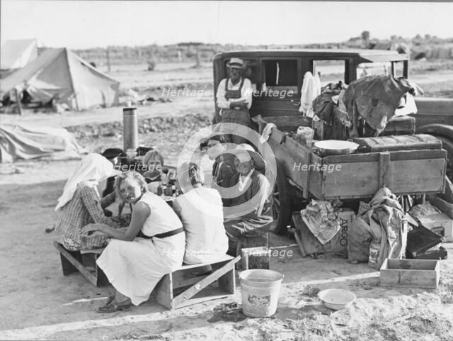 Potato harvesters, Kern County, California, 1935. Creator: Dorothea Lange.