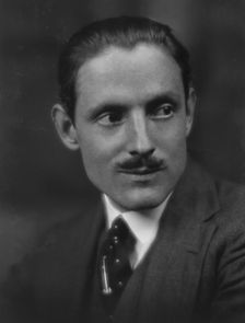 Powell, David, Mr., portrait photograph, 1916 Sept. 21. Creator: Arnold Genthe