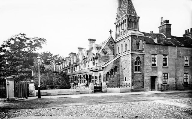 Powell's Almshouses, Fulham, London, c1860-1922. Artist: Henry Taunt