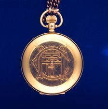 Pocket watch (glass, gold, enamel), 1919. Creators: Tavennes, Dennison Watch