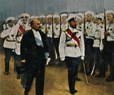 Poincaré (geb. 1860) und Zar Nikolaus II. 1868-1918 1934. Creator: Unknown