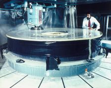 Polishing the mirror of the Hubble Telescope, 1980s. Creator: Unknown