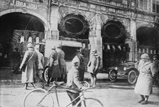 Pont-a-Mousson, Relief Station, between c1915 and c1920. Creator: Bain News Service