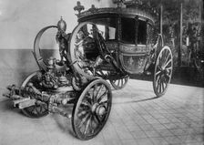 Pope's carriage, between c1910 and c1915. Creator: Bain News Service