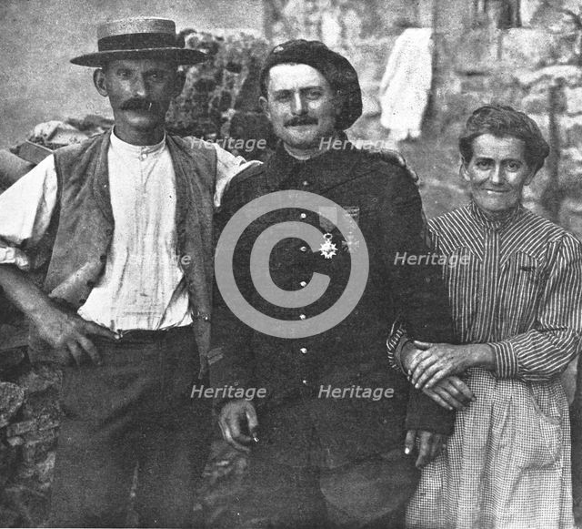 'Portant la croix de la Legion d'honneur', 1916. Creator: Unknown.