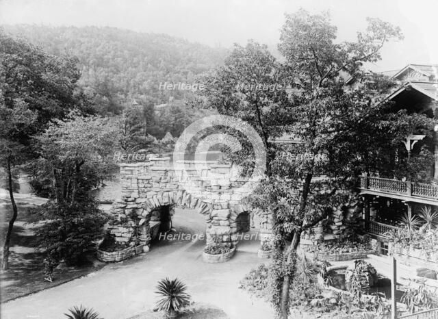Porte cochere, Mohonk Mountain House, Lake Mohonk, N.Y., between 1905 and 1915. Creator: Unknown.