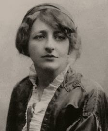 Portrait of Countess Fanny Franziska zu Reventlow (1871-1918), c.1900. Creator: Anonymous