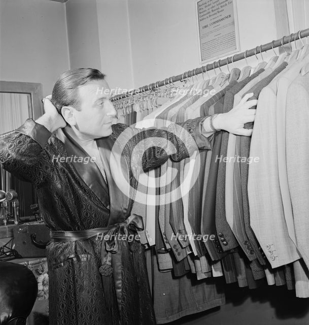 Portrait of Charlie Spivak, New York, N.Y.(?), ca. Oct. 1946. Creator: William Paul Gottlieb.
