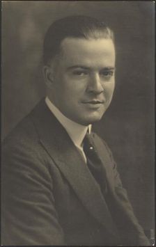 Portrait of a Man with Pearl Tie Pin, 1907-1943. Creator: Louis Fleckenstein