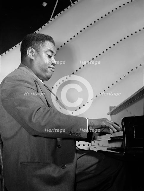 Portrait of Art Tatum, Vogue Room, New York, N.Y., 1946. Creator: William Paul Gottlieb.