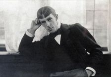 Portrait of Aubrey Beardsley (1872-1898) , 1893. Creator: Hollyer, Frederick (1838-1933)