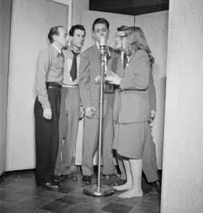 Portrait of Dave Lambert, Jerry Duane, Wayne Howard, Jerry Packer, and Margaret Dale, N.Y., 1947. Creator: William Paul Gottlieb