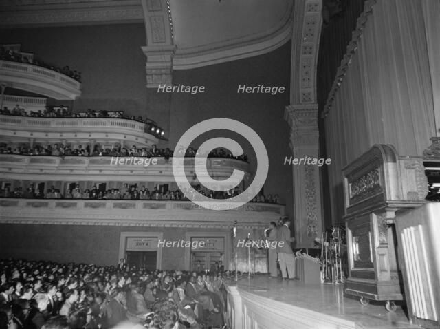 Portrait of Dizzy Gillespie and Charlie Parker, Carnegie Hall, New York, N.Y., ca. Oct. 1947. Creator: William Paul Gottlieb.