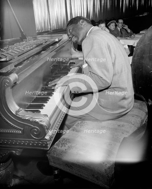 Portrait of Erroll Garner, New York, N.Y., 1946. Creator: William Paul Gottlieb.