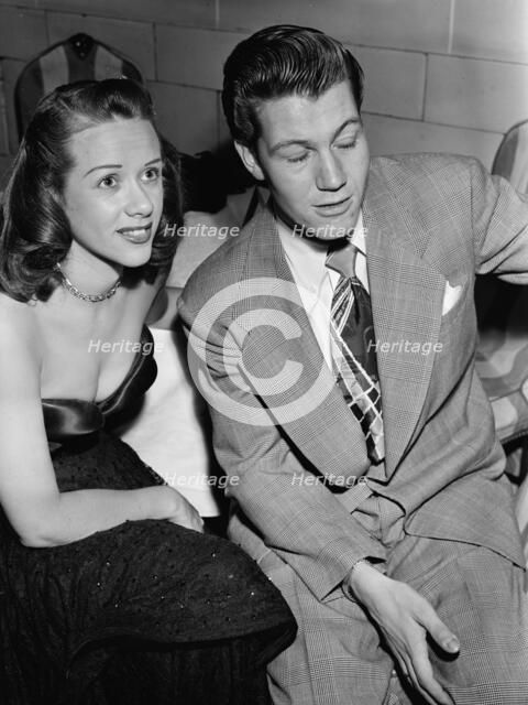 Portrait of Fran Warren and Gene Williams, Hotel Pennsylvania(?), New York, N.Y., ca. Oct. 1947. Creator: William Paul Gottlieb.
