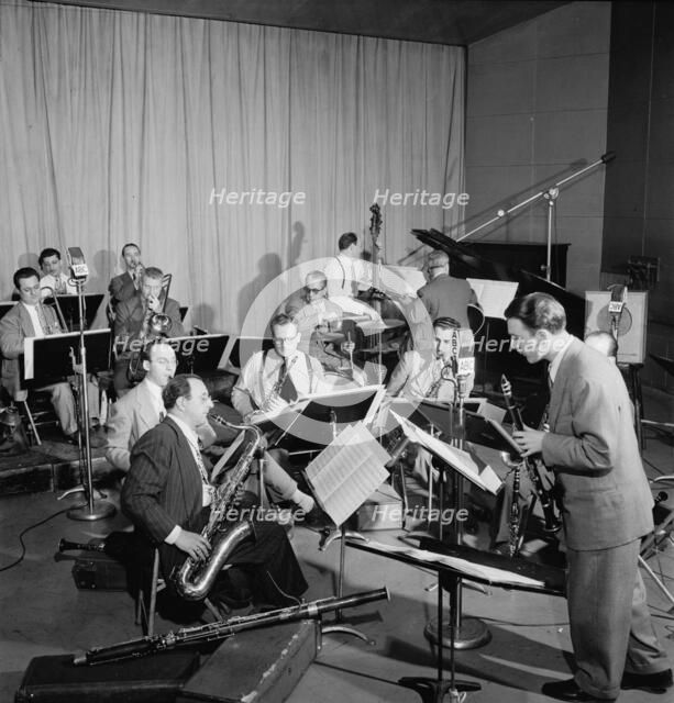 Portrait of Hank D'Amico, Spots Esposito, Bobby Hackett...Museum of Modern...ABC studio, N.Y., 1947. Creator: William Paul Gottlieb.