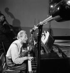 Portrait of Harry Gibson, Diamond studio, New York, N.Y.(?), ca. Apr. 1947. Creator: William Paul Gottlieb
