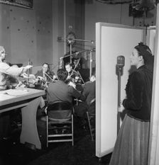 Portrait of Lena Horne and Lennie Hayton, New York, N.Y., 1946. Creator: William Paul Gottlieb