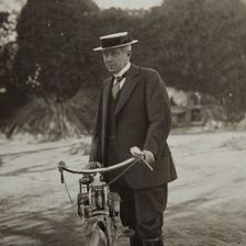 Portrait of Maurice Maeterlinck (1862-1949) , c. 1911