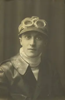 Portrait of man, 1915-1930. Creator: Fédèle Azari
