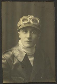 Portrait of man, 1915-1930. Creator: Fédèle Azari