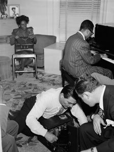 Portrait of Mary Lou Williams, Dizzy Gillespie, Jack...Mary Lou Williams apartment, N.Y., 1947. Creator: William Paul Gottlieb