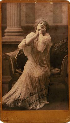 Portrait of Sarah Bernhardt (1844-1923), 1906. Creator: Photo studio W. & D. Downey, London