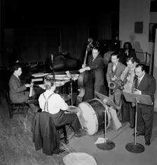 Portrait of Stan Freeman, Bunny Shawker, Bob Haggart, Art Drelinger...Columbia studio, N.Y., 1947. Creator: William Paul Gottlieb
