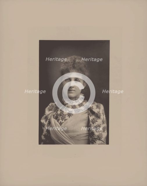 Portrait of the pianist and composer Liza Lehmann (1862-1918). Creator: Photo studio W. & D. Downey, London  .