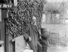 Portrait of the proprieter Charles Cox, Parsons Pleasure, Oxford, Oxfordshire, 1913. Artist: Henry Taunt