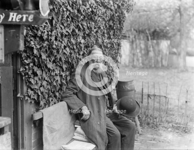 Portrait of the proprieter Charles Cox, Parsons Pleasure, Oxford, Oxfordshire, 1913. Artist: Henry Taunt