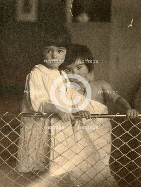 Portrait of two children, late 19th or early 20th century.  Artist: Leonid Andreyev