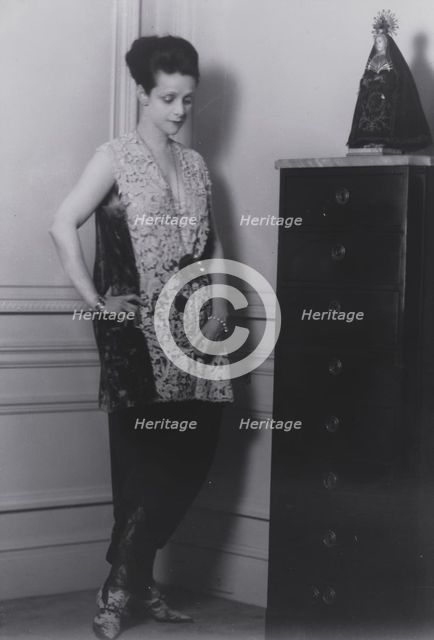 Portrait photograph of Mrs. Rita Lydig, 1925 Jan. 29. Creator: Arnold Genthe.